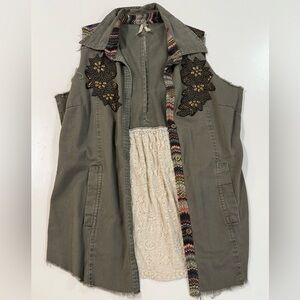 Gimmicks by BKE Olive Denim Vest